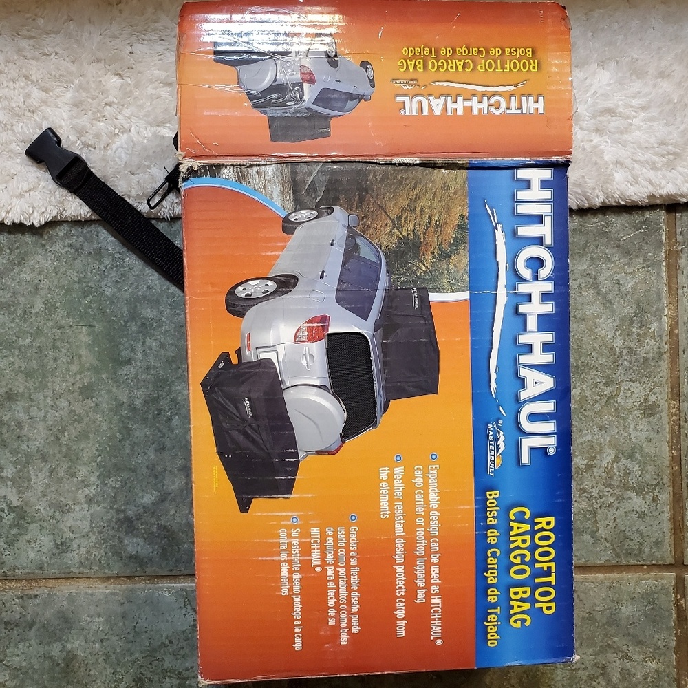 Rooftop cargo bag